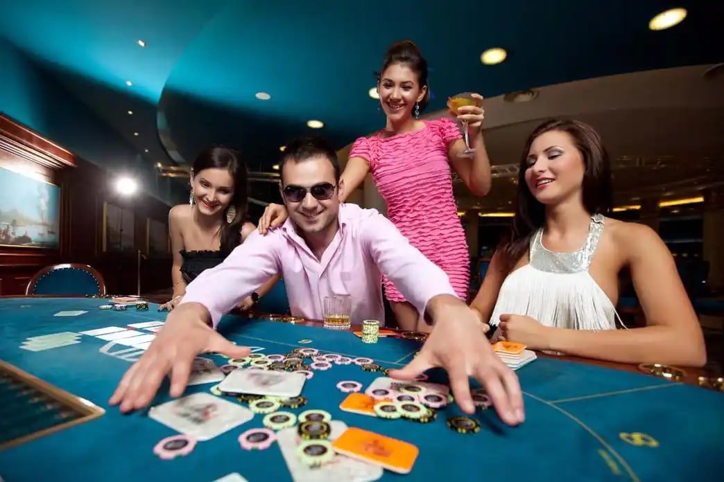 Aksi menembak ikan di game online daduemas88
